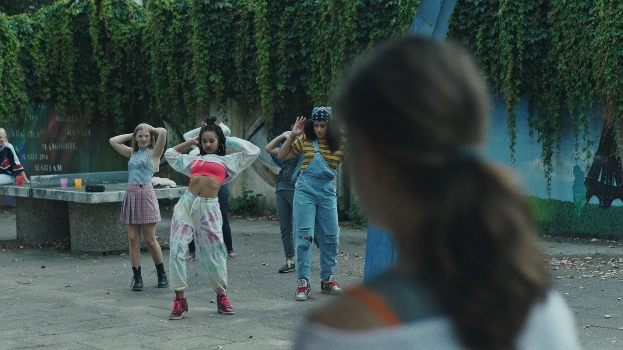 Lioness Movie Screenshot 1